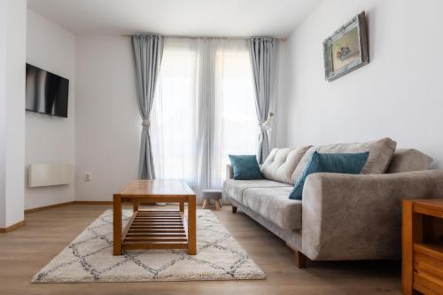 Light One Bed Flat next to the Ski Lift — 4-Star Luxury Hotel in Bansko, Bulgaria