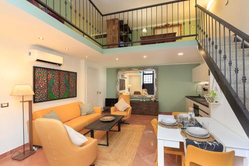 Fantastic Loft Bocconi E Navigli Box Auto — 4-Star Luxury Hotel in Milan, Italy