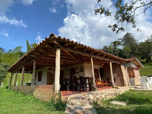 Alojamiento Rural Granja La Ilusión pet-friendly hotel Providencia
