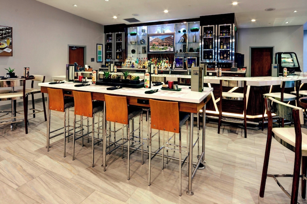 Marriott East Lansing at University Place - photo 29
