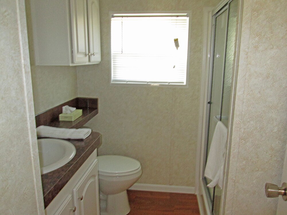 Southern Palms Park Model 4 - photo 9