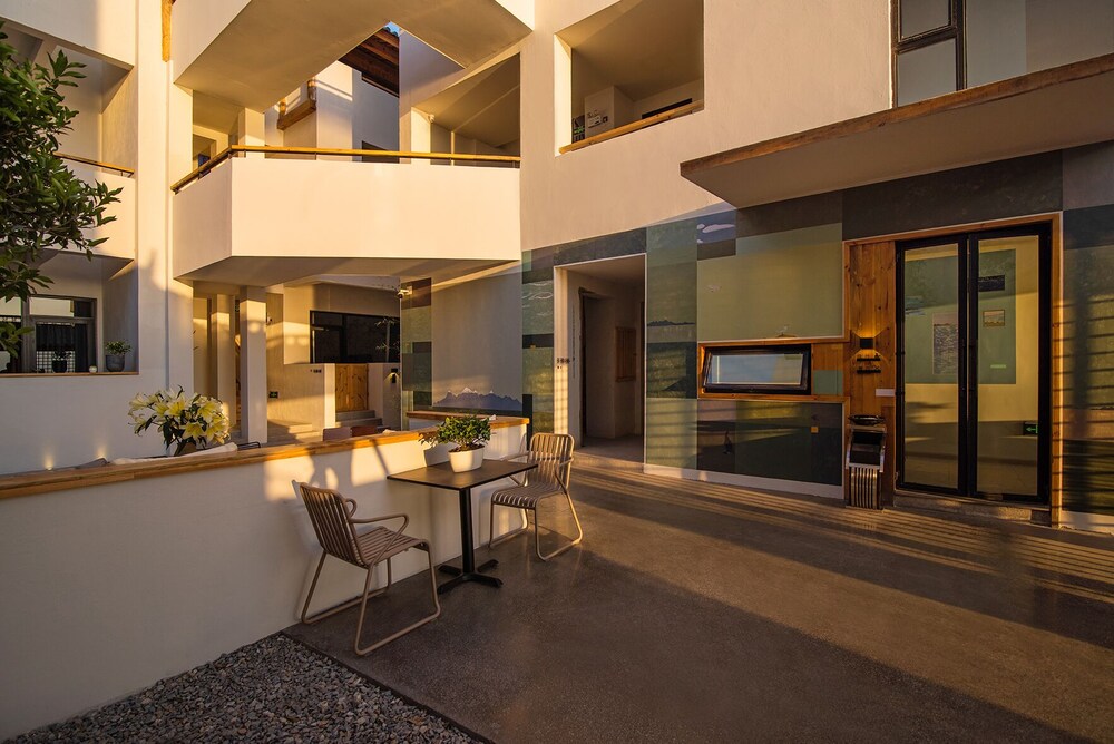 Feifan Hotel - carbon neutral hotel in Dali