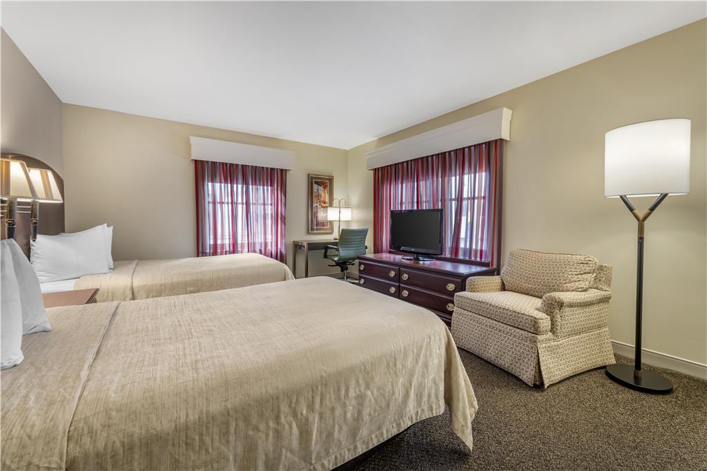Best Western Plus The Normandy Inn & Suites - photo 12