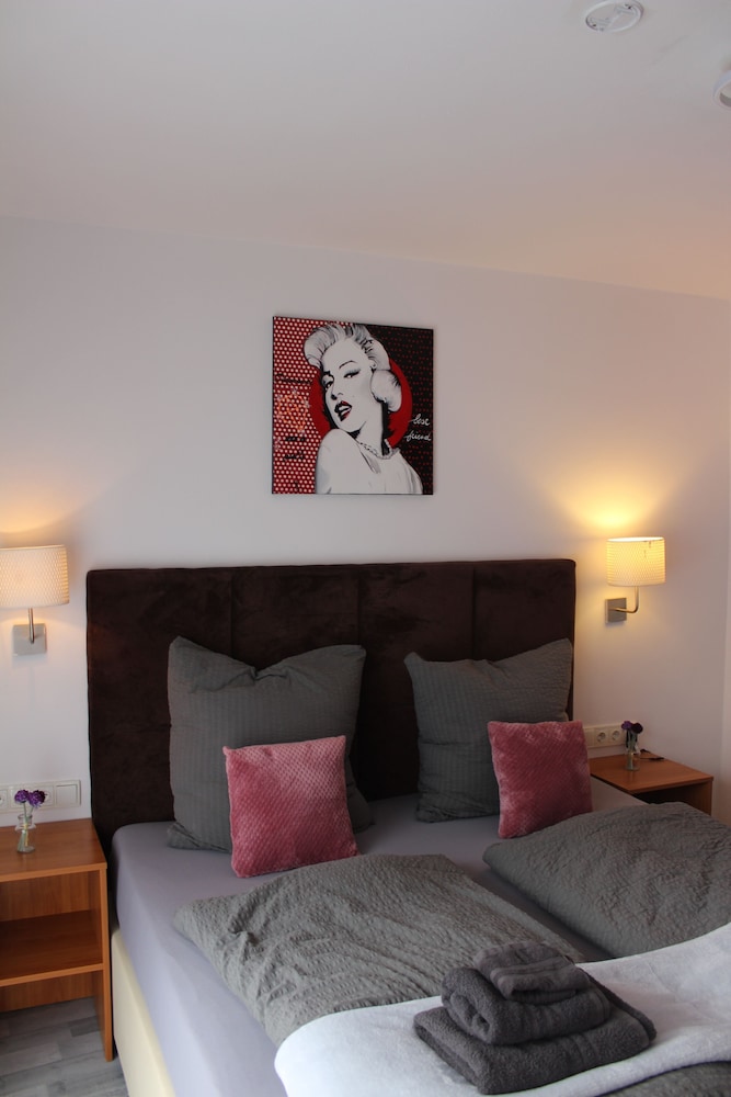 Burghotel das Original — carbon neutral stay, Nuernberg