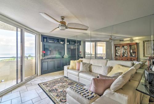 Gulf View Hudson Condo in Waterfront Resort - photo 7