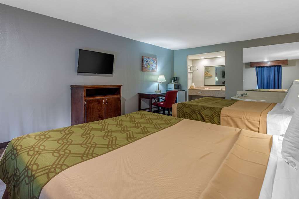 Econo Lodge Aiken Central - photo 12