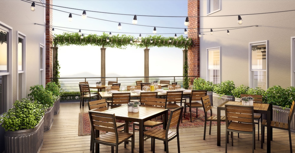 Western Front Hotel - photo 38