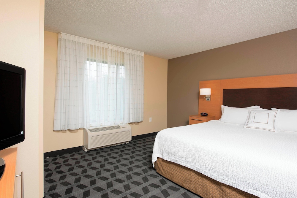 TownePlace Suites by Marriott Kalamazoo - photo 6