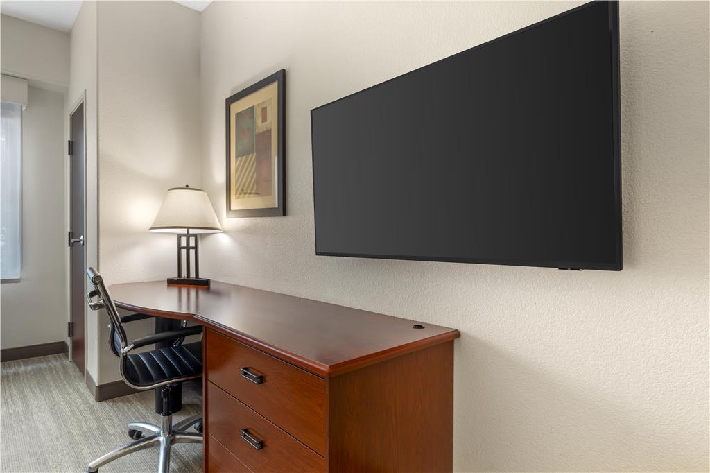 Best Western Plus Waxahachie Inn & Suites - photo 16
