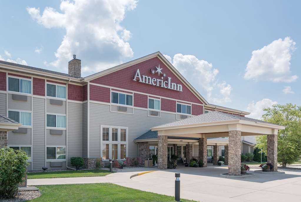AmericInn by Wyndham Newton - featured photo