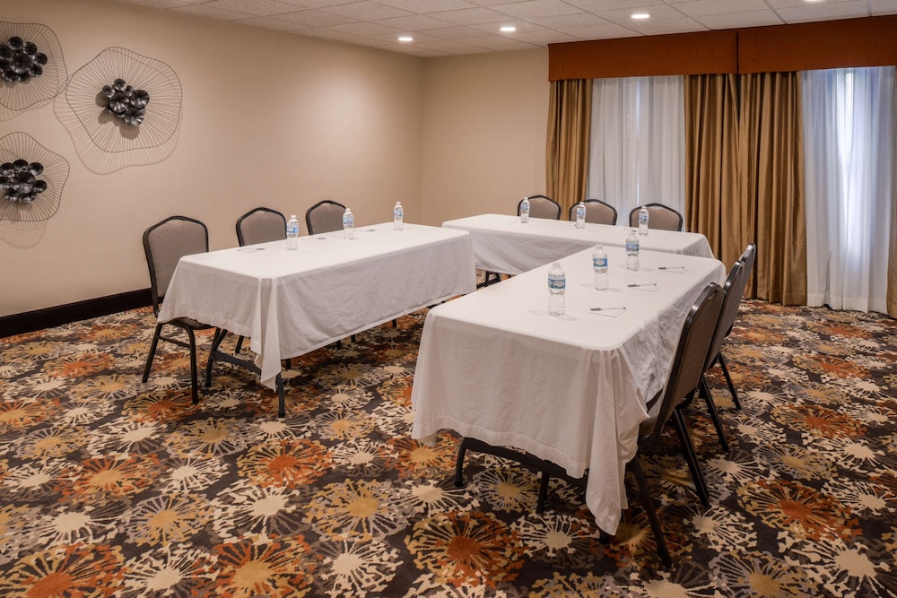 Hampton Inn Elkhart IN - photo 28