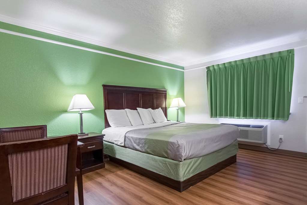 Motel 6 Kingsburg CA - photo 10