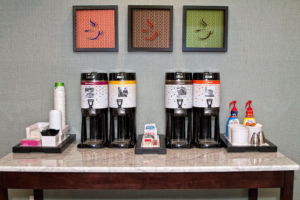 Hampton Inn Laurinburg - photo 28