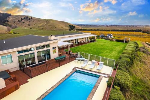 Entire Poolside Accommodation in Blenheim, New Zealand