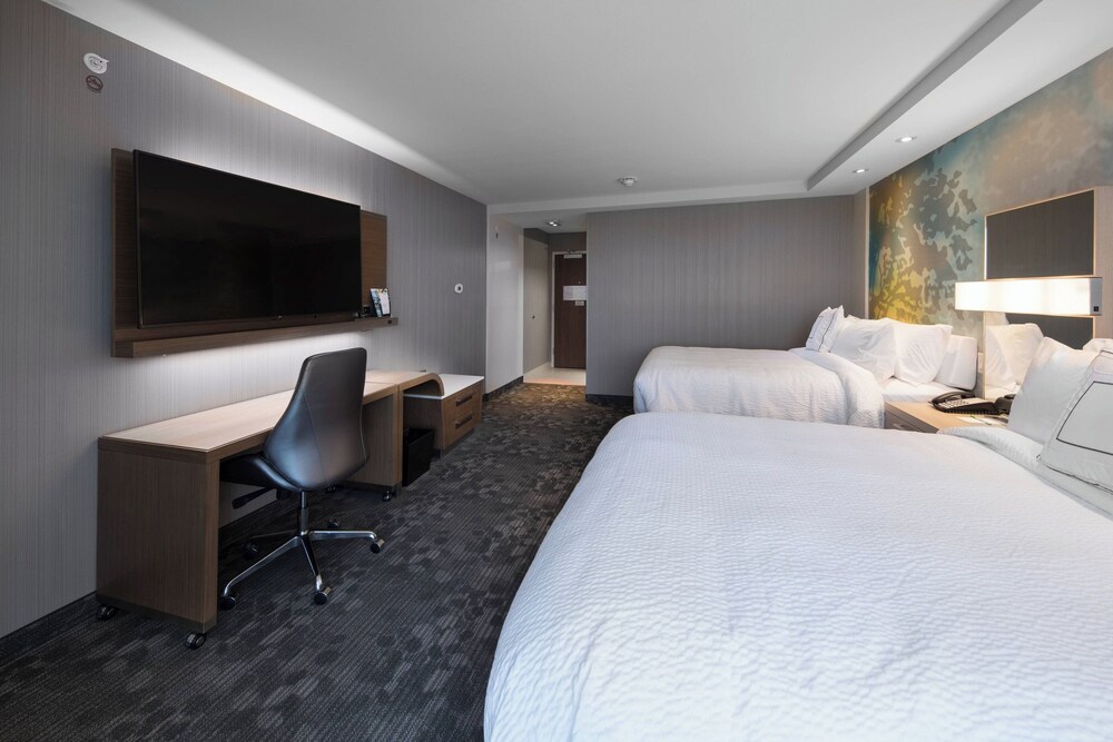 Courtyard by Marriott Russellville - photo 8