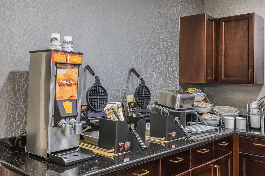 Comfort Inn SW Omaha I 80 - photo 32
