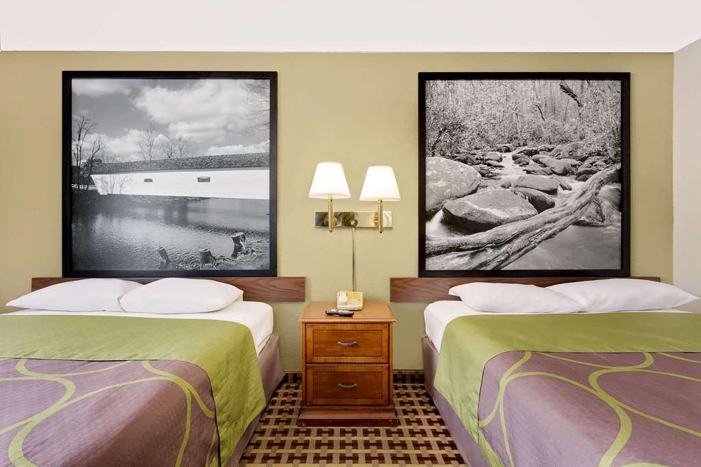 Super 8 by Wyndham Johnson City - photo 11