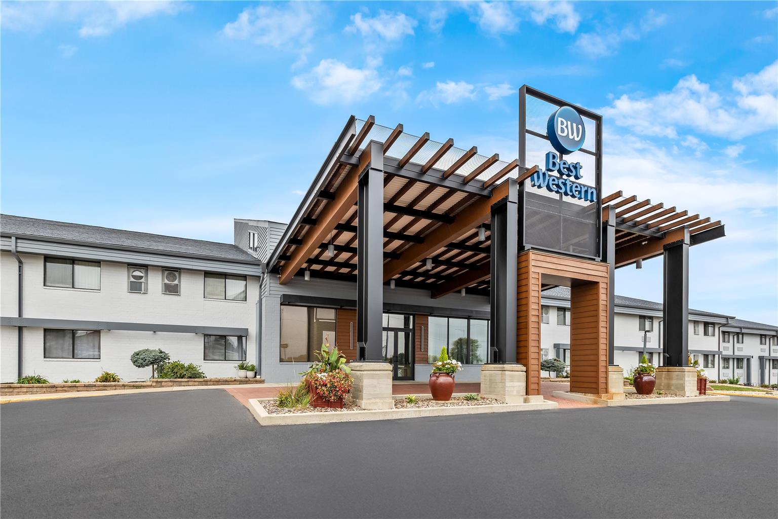 Best Western West Towne Suites - photo 54