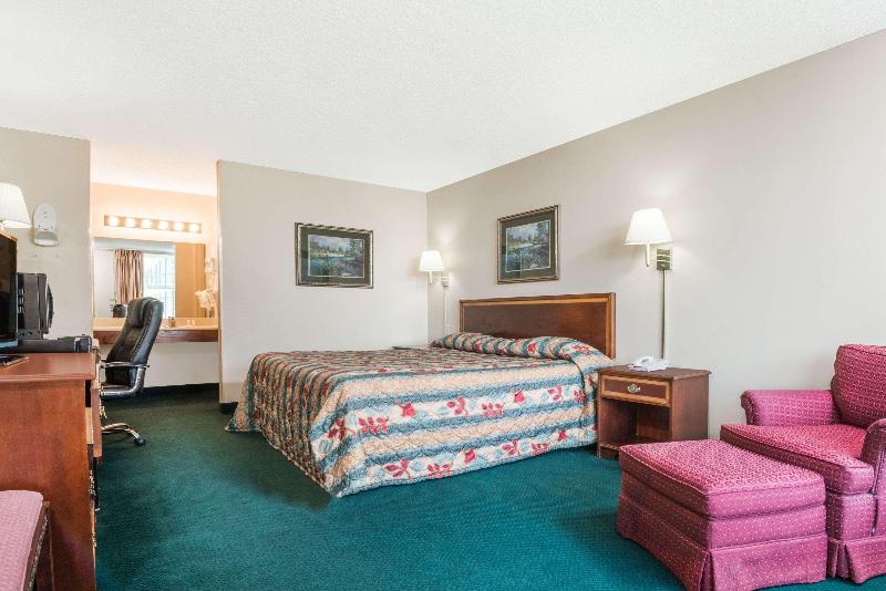 Knights Inn Wabash - photo 10