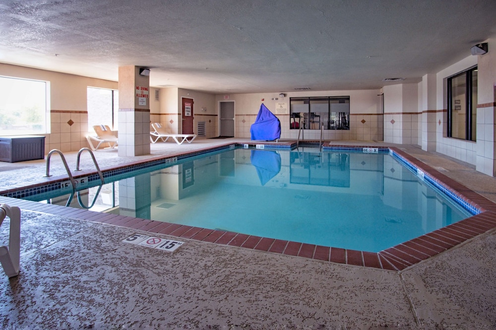Hampton Inn Oklahoma City Yukon - photo 37