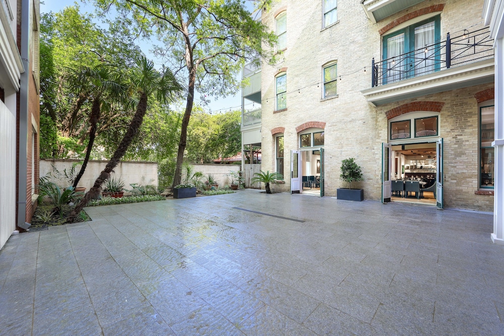 Fairmount Hotel - photo 32