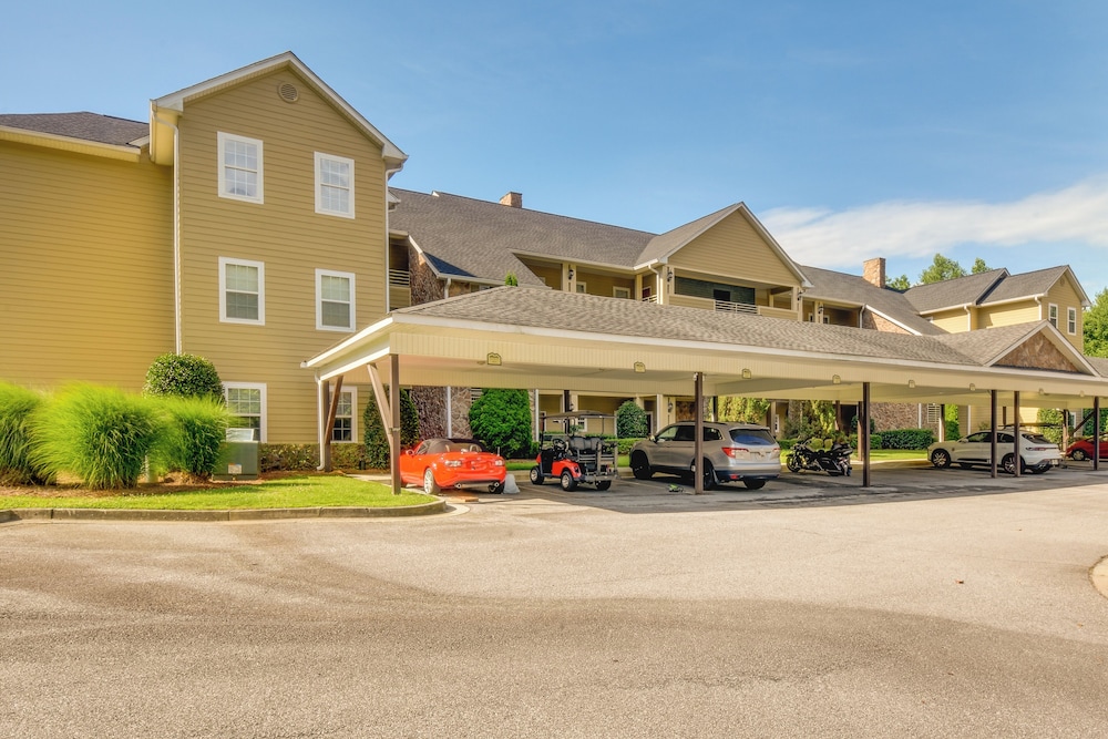 Clayton Resort Getaway with Pool Access Pickleball - photo 12