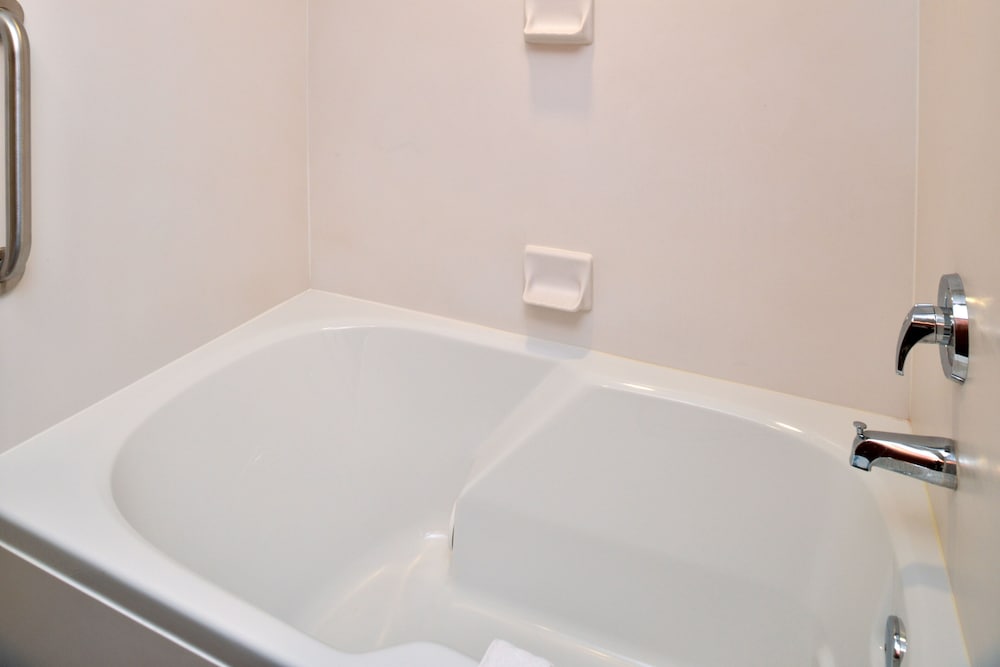 Holiday Inn Express & Suites St. George North Zion by IHG - photo 18