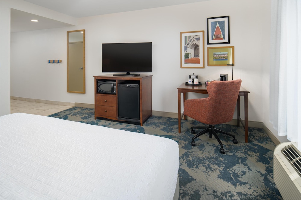 Hampton Inn Kimball - photo 18