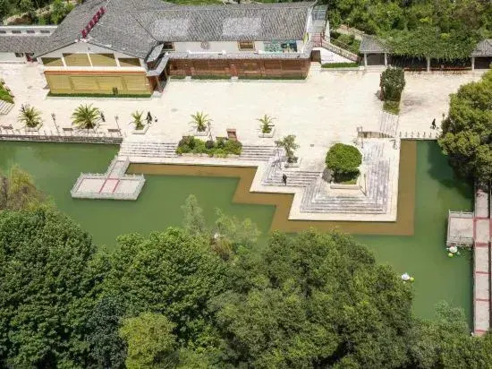 Lanping Jinbi Hotel - carbon neutral hotel in Dali
