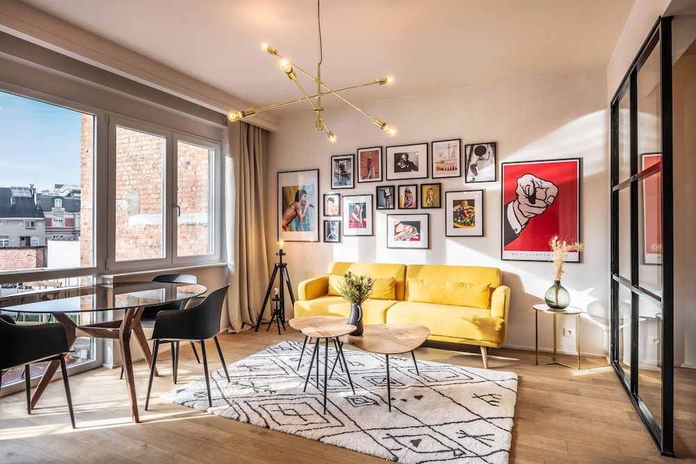 The Regent Traveller — 4-Star Luxury Hotel in Brussels, Belgium