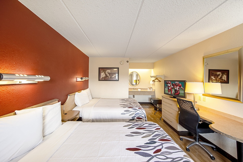 Red Roof Inn Albany Airport - photo 14