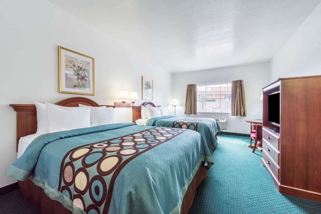 Super 8 by Wyndham Weatherford - photo 16