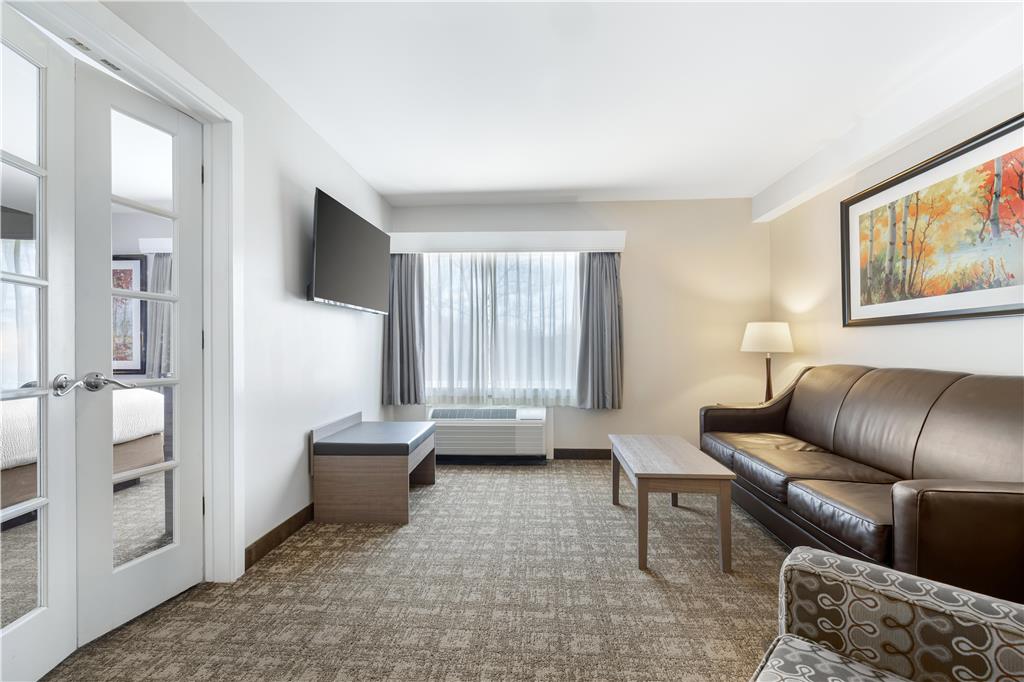Best Western Plus Windjammer Inn & Conference Center - photo 20