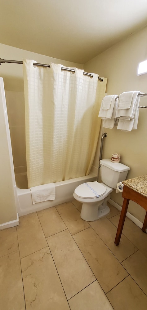 Anaheim National Inn - photo 70
