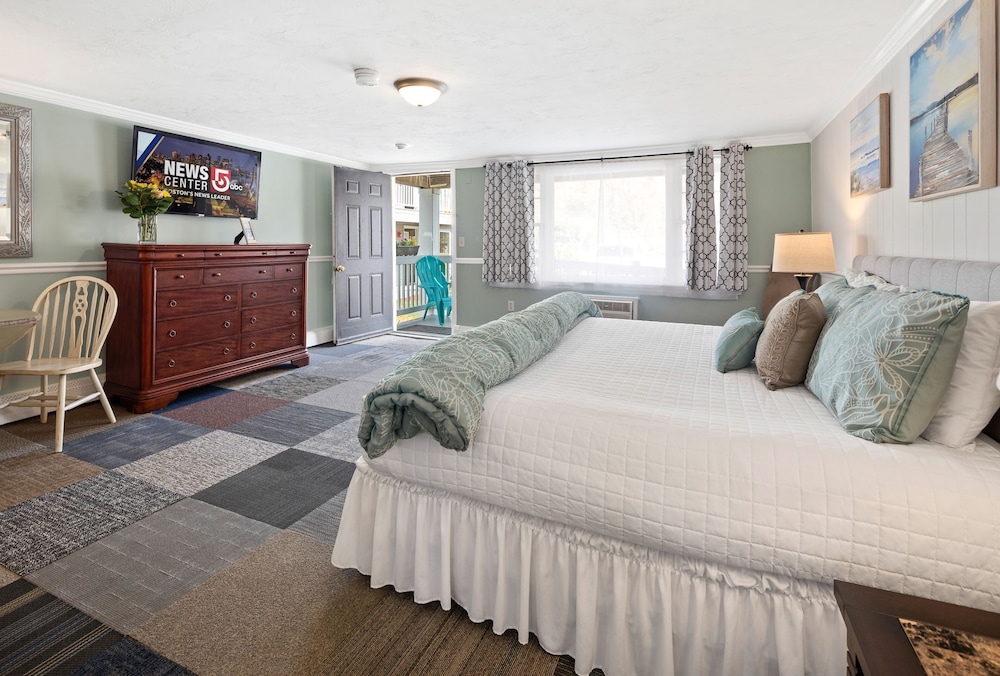 Ocean Inn on Nantasket Beach - photo 11