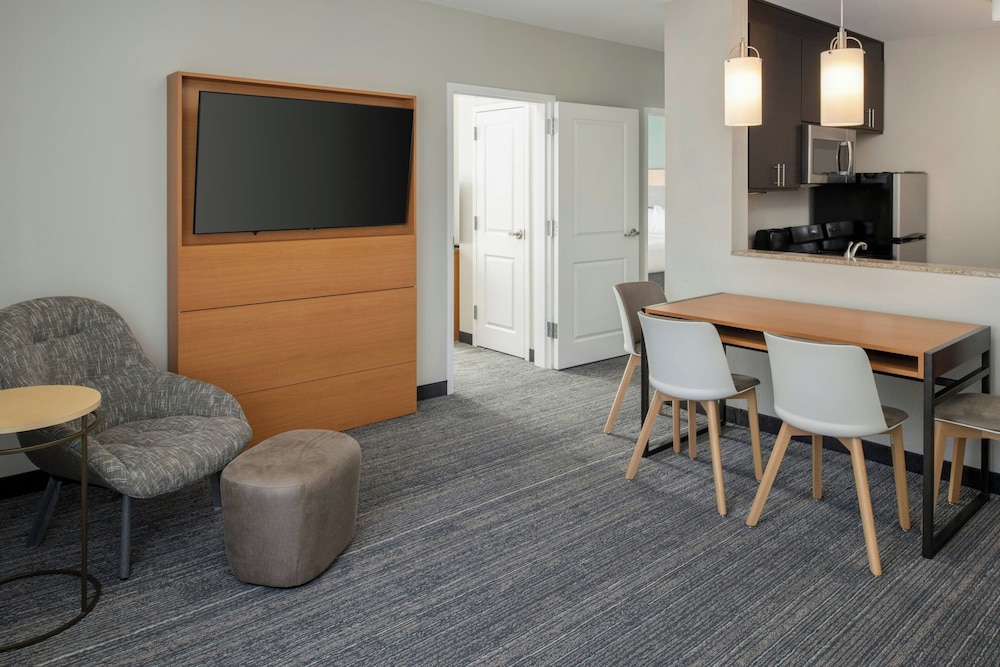 TownePlace Suites Jackson Ridgeland Township at Colony Park - photo 20