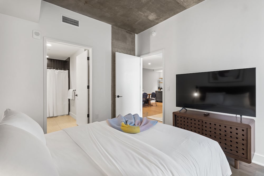 Austin Condo Hotel - photo 81