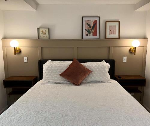 The Brooks Hotel - photo 8