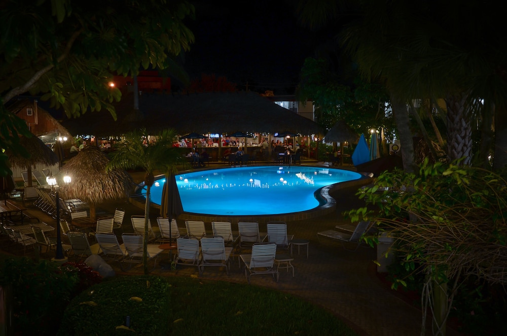 Gulfcoast Inn Naples - photo 39