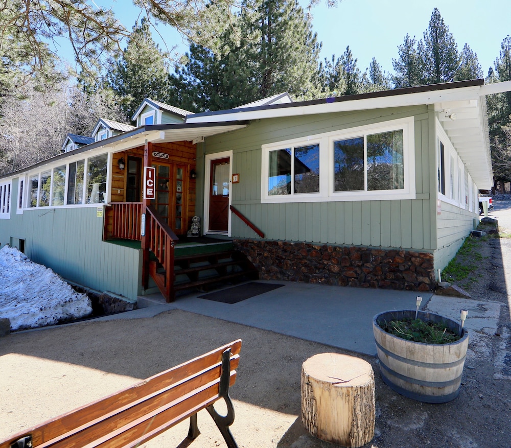 Big Rock Resort in Mammoth Lakes, United States