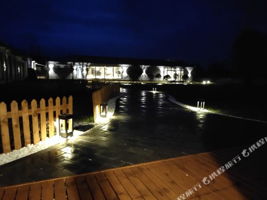 Wai Yuan Ming Jia She Hotel in Weichang, People's Republic of China