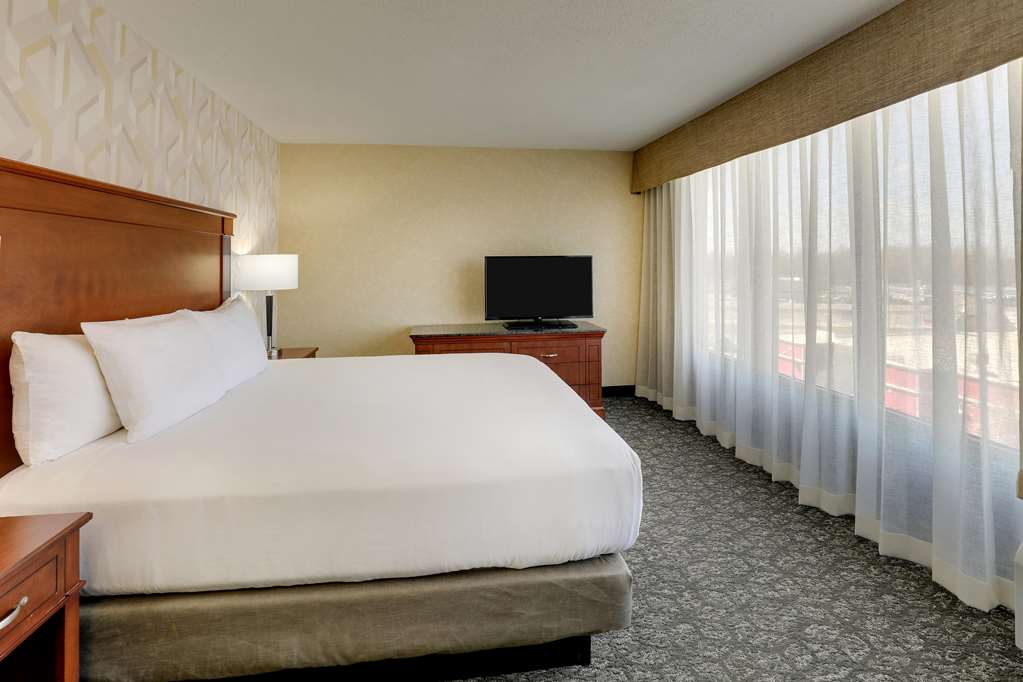 Drury Inn & Suites Marion - photo 30