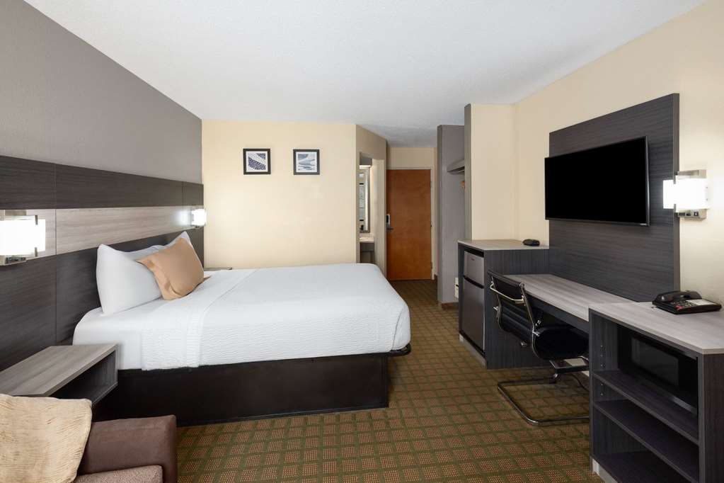 Travelodge by Wyndham Perry National Fairgrounds Area I 75 - photo 18