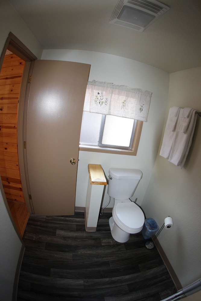 Crater Lake Resort - photo 47