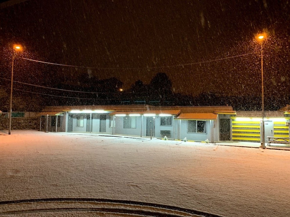 Belle Aire Motel - photo 2