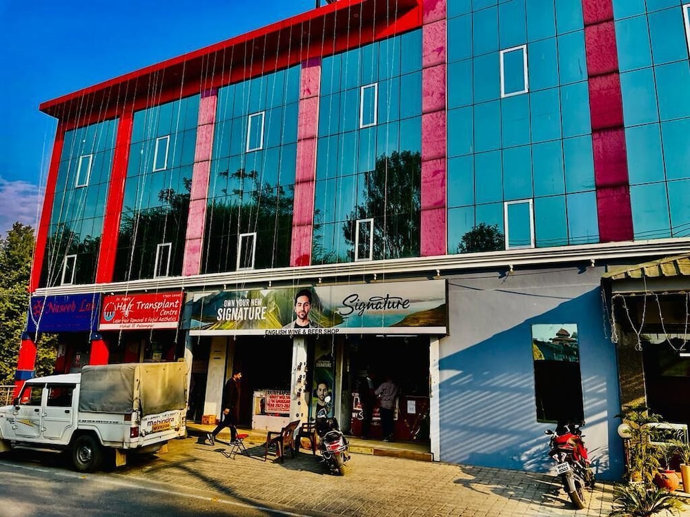 Hotel Suryadev in Palampur, India