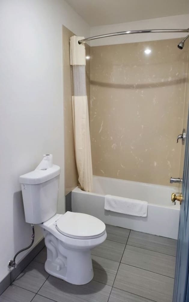 Premier Inn & Suites Listing Partner - photo 12