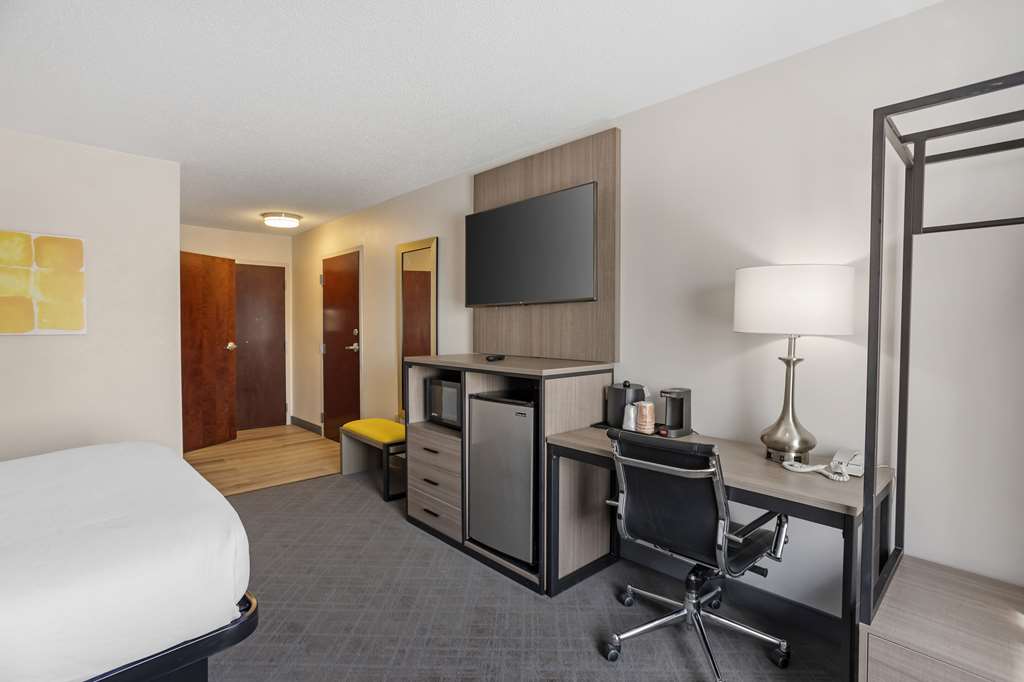 Comfort Inn & Suites Harrisburg Hershey North - photo 22