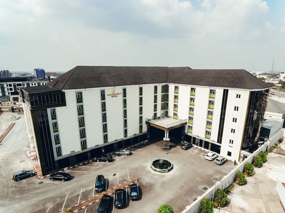 McDons Skye Hotel and Suites in Owerri, Nigeria