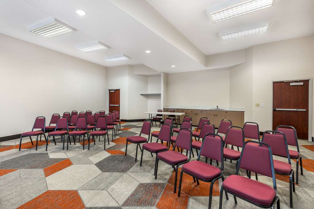 Comfort Suites Redmond Airport - photo 87